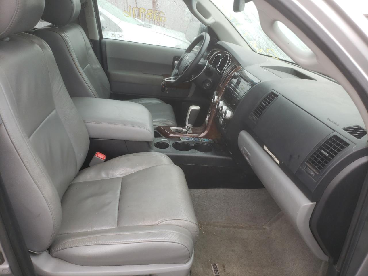 Photo 5 from auction – 2008 TOYOTA SEQUOIA LI with VIN 5TDZY68A68S002408