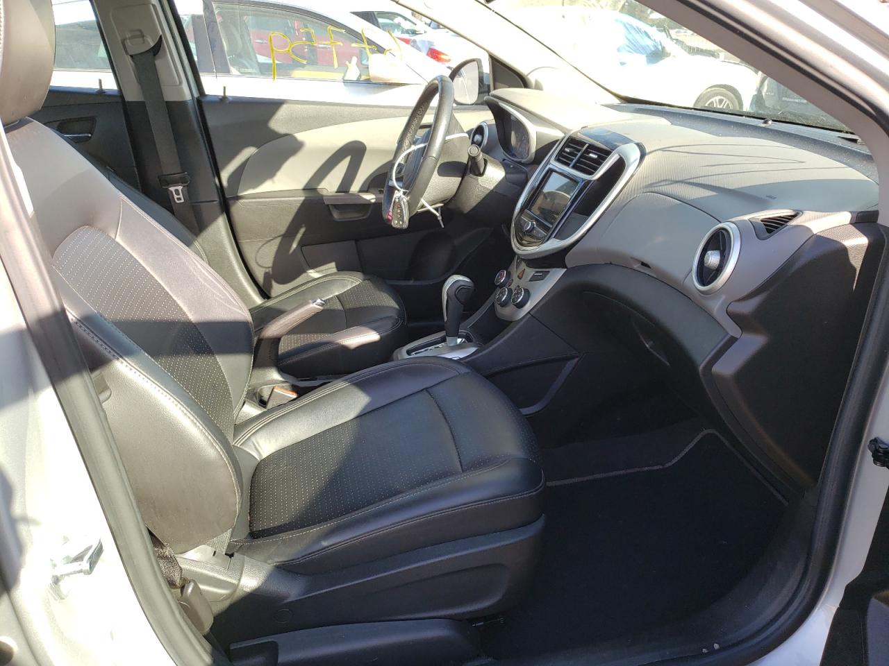 Photo 5 from auction – 2018 CHEVROLET SONIC PREM with VIN 1G1JF5SB7J4136224