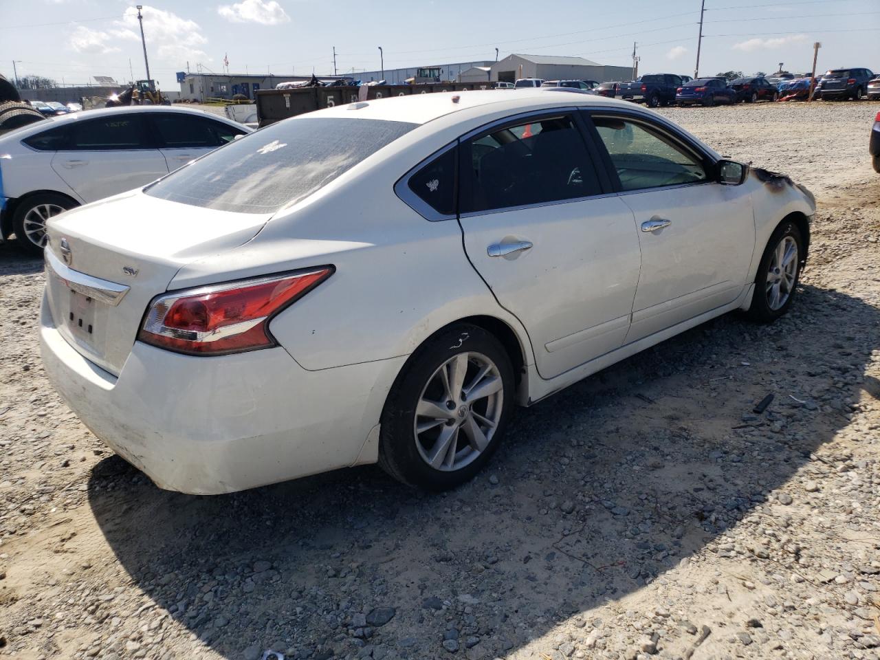 Photo 4 from auction – 2015 NISSAN ALTIMA 2.5 with VIN 1N4AL3AP9FC148525