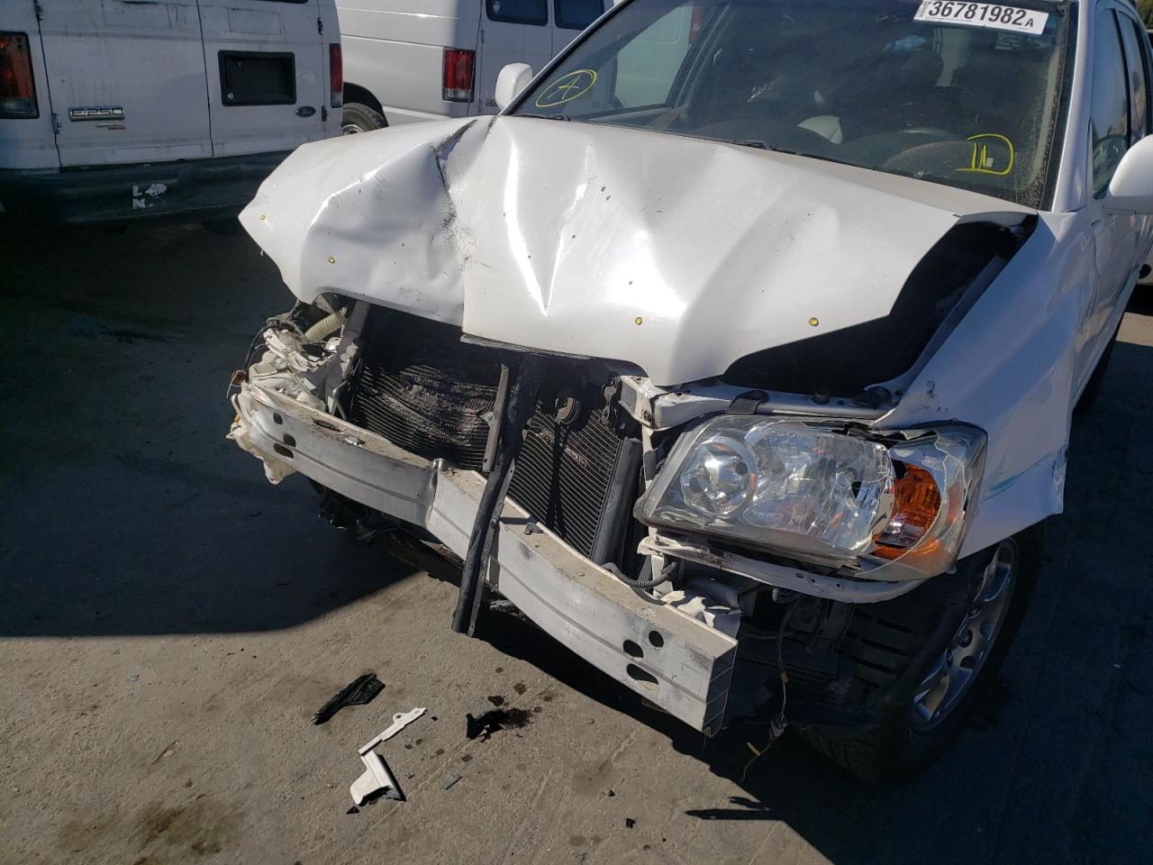 Photo 9 from auction – 2005 TOYOTA HIGHLANDER with VIN JTEEP21A950088067