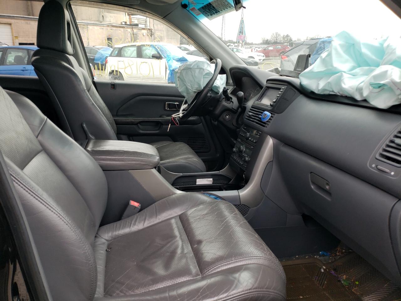 Photo 5 from auction – 2003 HONDA PILOT EXL with VIN 2HKYF18713H612417