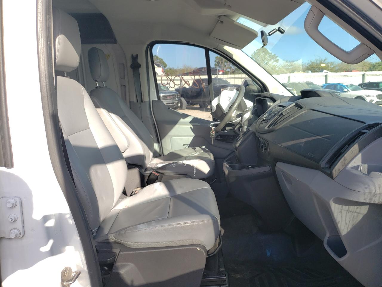 Photo 5 from auction – 2015 FORD TRANSIT T- with VIN 1FTNE1ZG4FKA74872