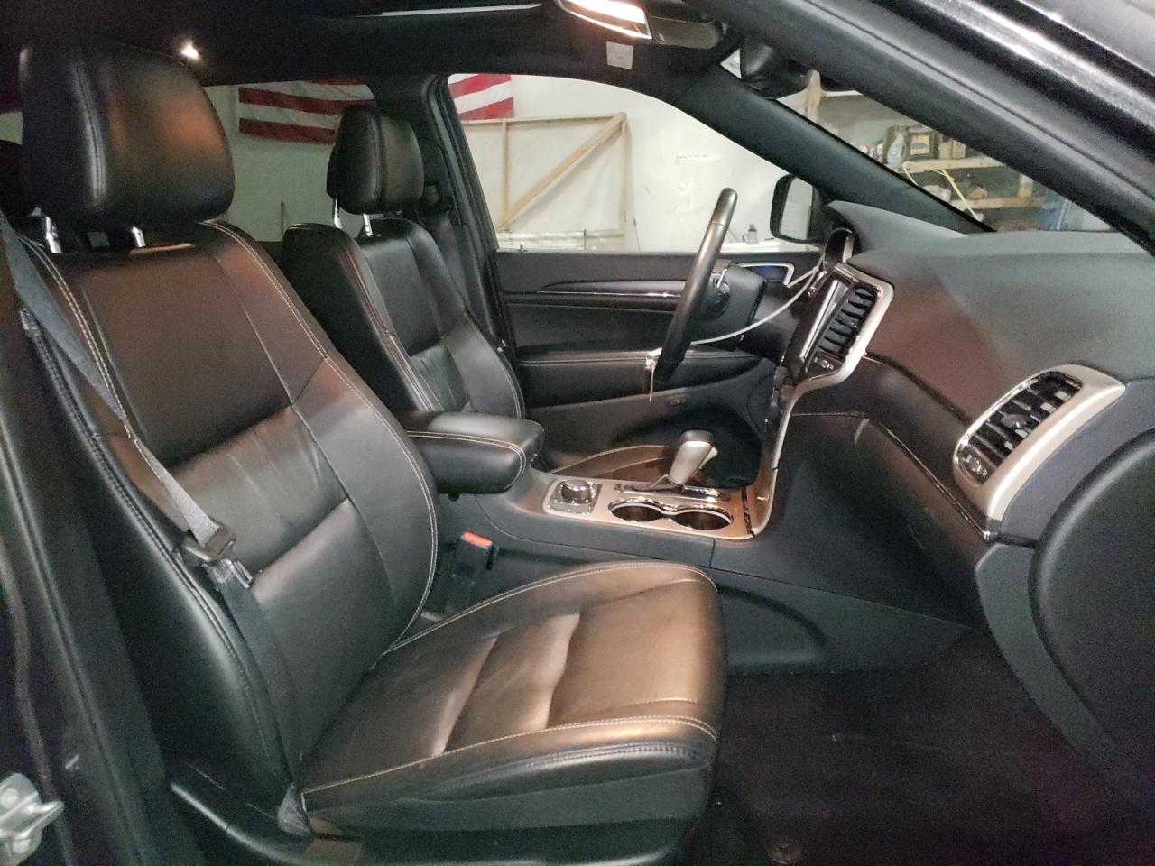 Photo 5 from auction – 2016 JEEP GRAND CHER with VIN 1C4RJFBG8GC431311