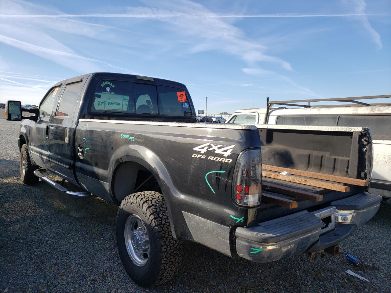 Photo 3 from auction – 2000 FORD F350 SRW S with VIN 1FTSW31FXYEE44643