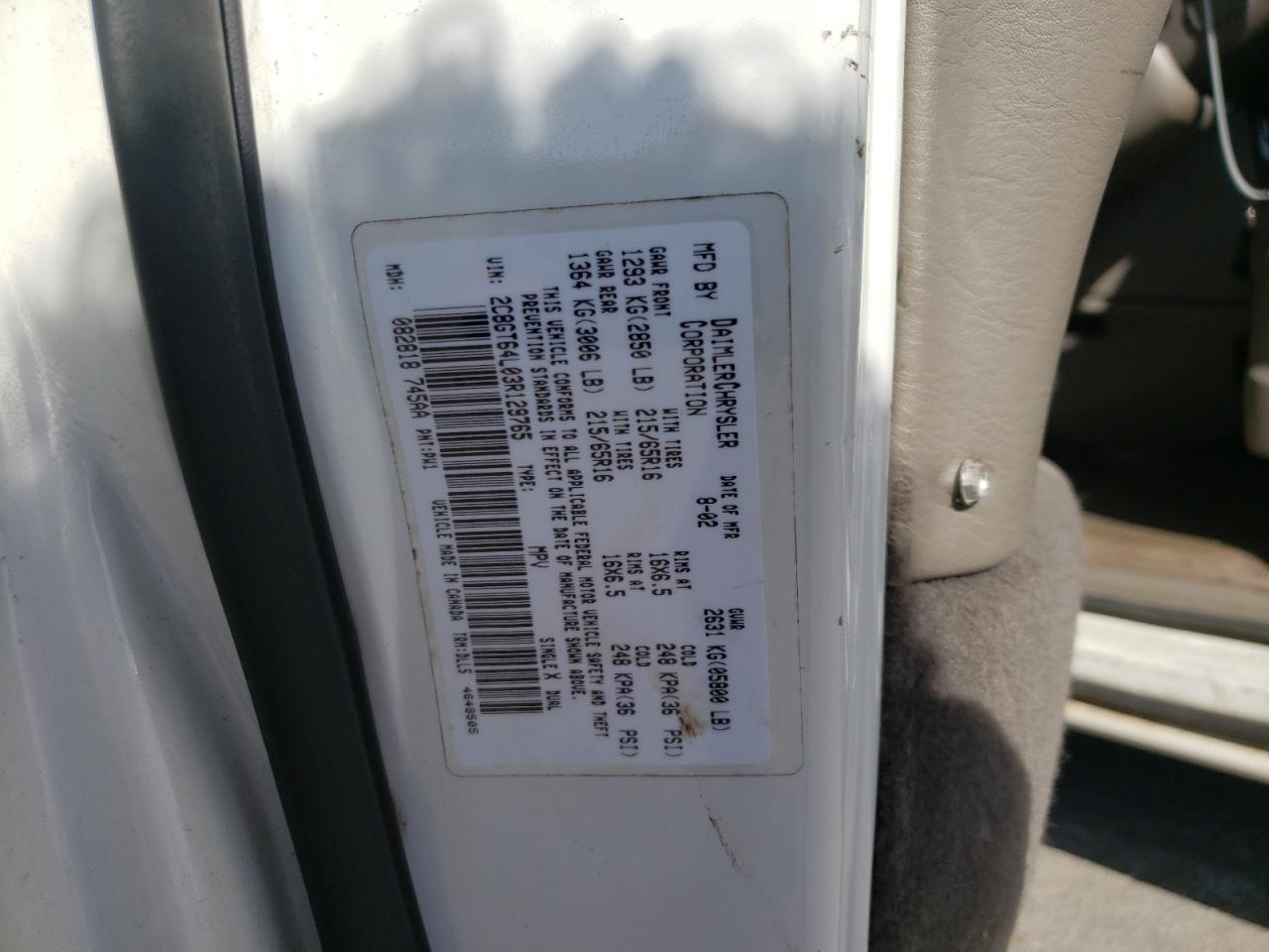 Photo 10 from auction – 2003 CHRYSLER TOWN & COU with VIN 2C8GT64L03R129765