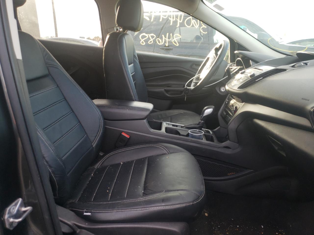 Photo 5 from auction – 2017 FORD ESCAPE S with VIN 1FMCU0F73HUA30129