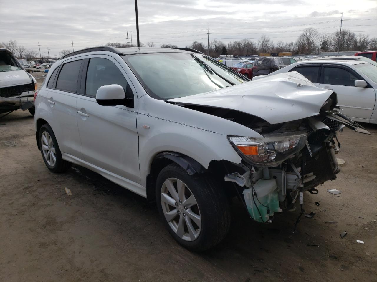 MITSUBISHI OUTLANDER 2012 with VIN JA4AR4AUXCZ003971 - Photo from auction