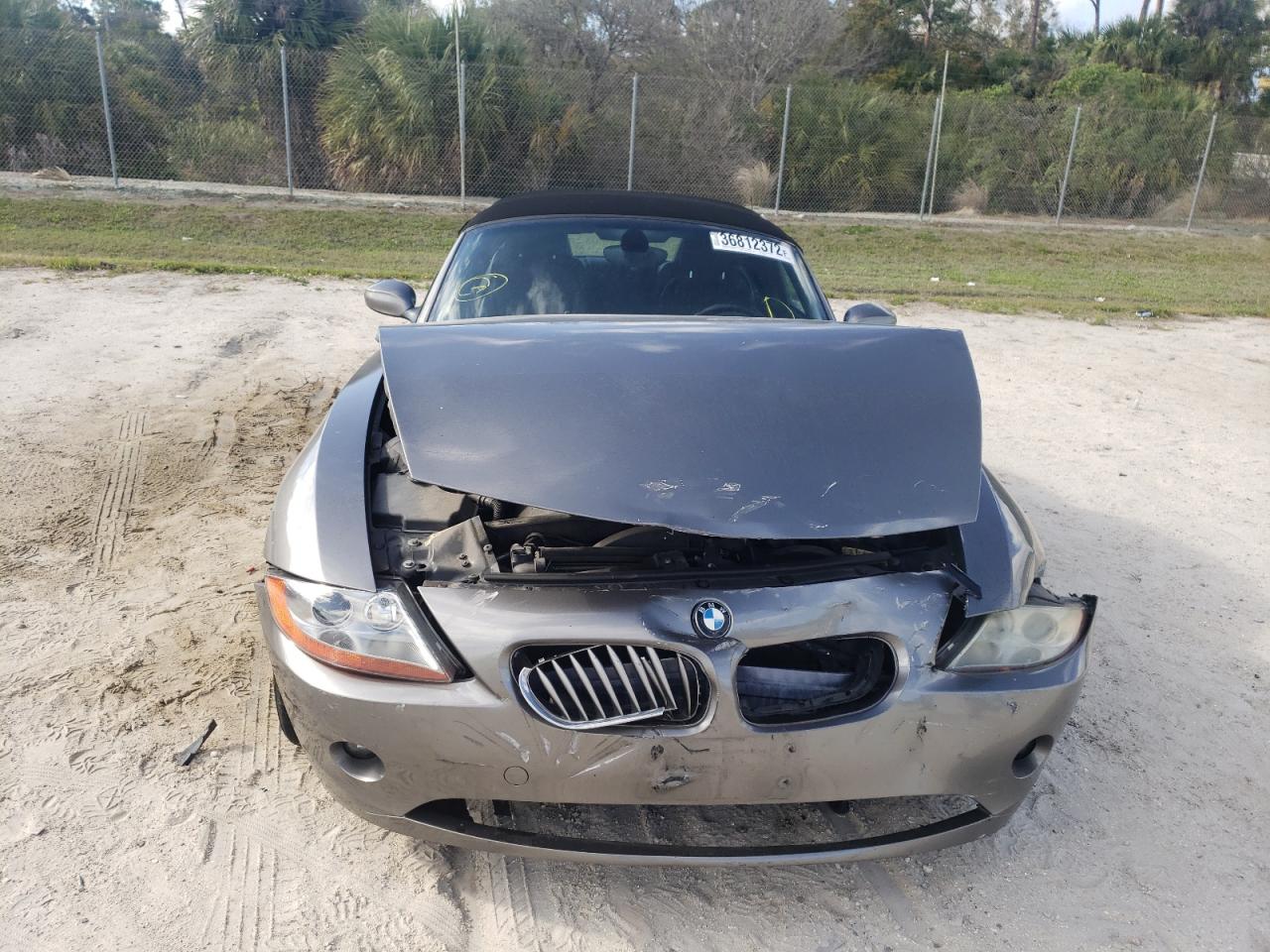 Photo 9 from auction – 2004 BMW Z4 3.0 with VIN 4USBT53504LT25718