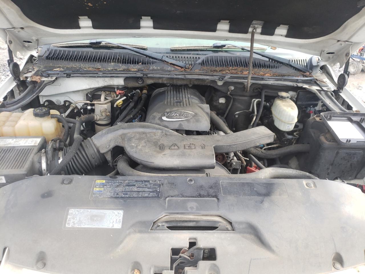 Photo 7 from auction – 2004 CHEVROLET SUBURBAN with VIN 3GNFK16Z34G274396