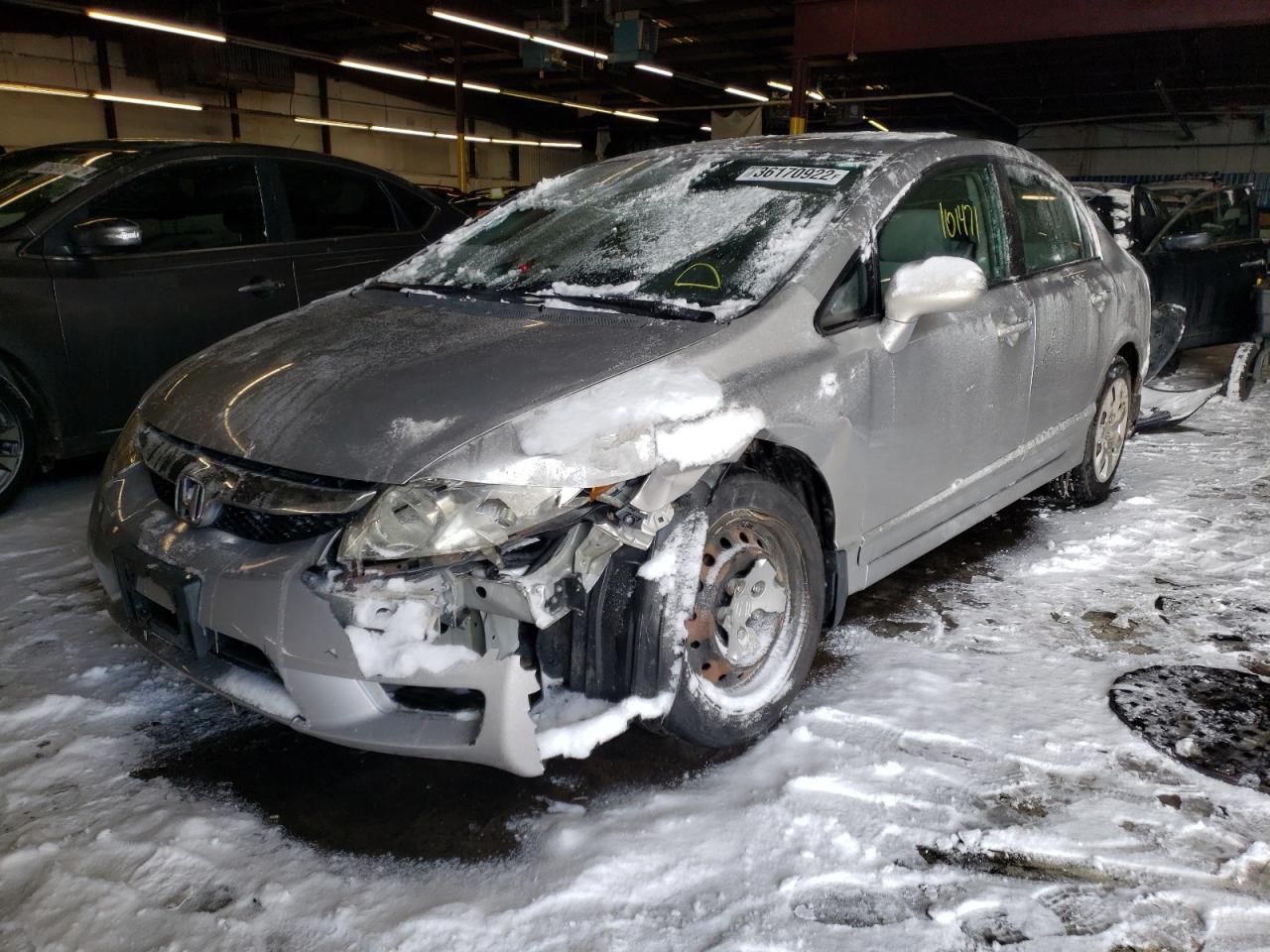 Photo 2 from auction – 2010 HONDA CIVIC LX with VIN 19XFA1F58AE027956