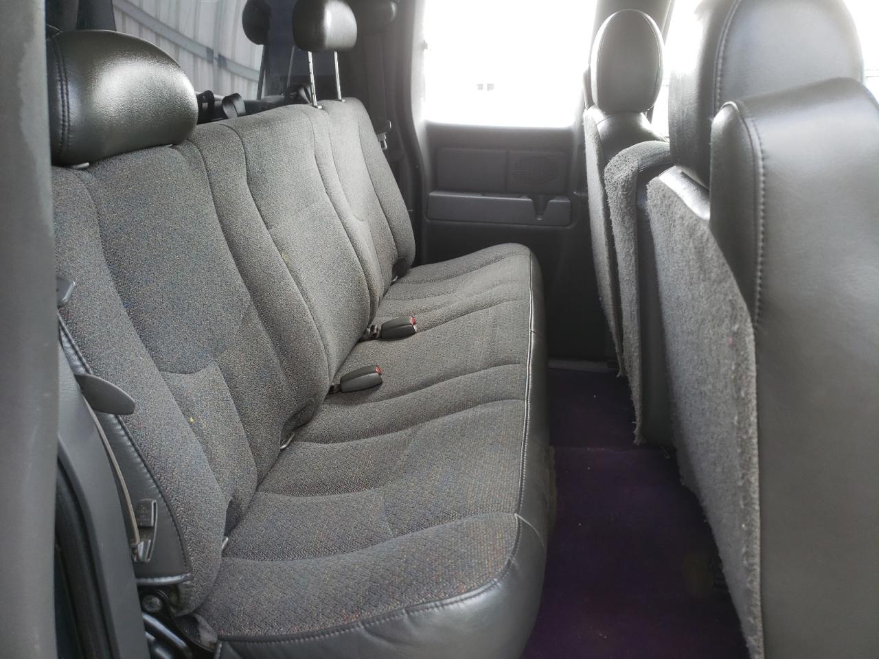 Photo 6 from auction – 2005 CHEVROLET SILVERADO with VIN 1GCEC19X55Z281301