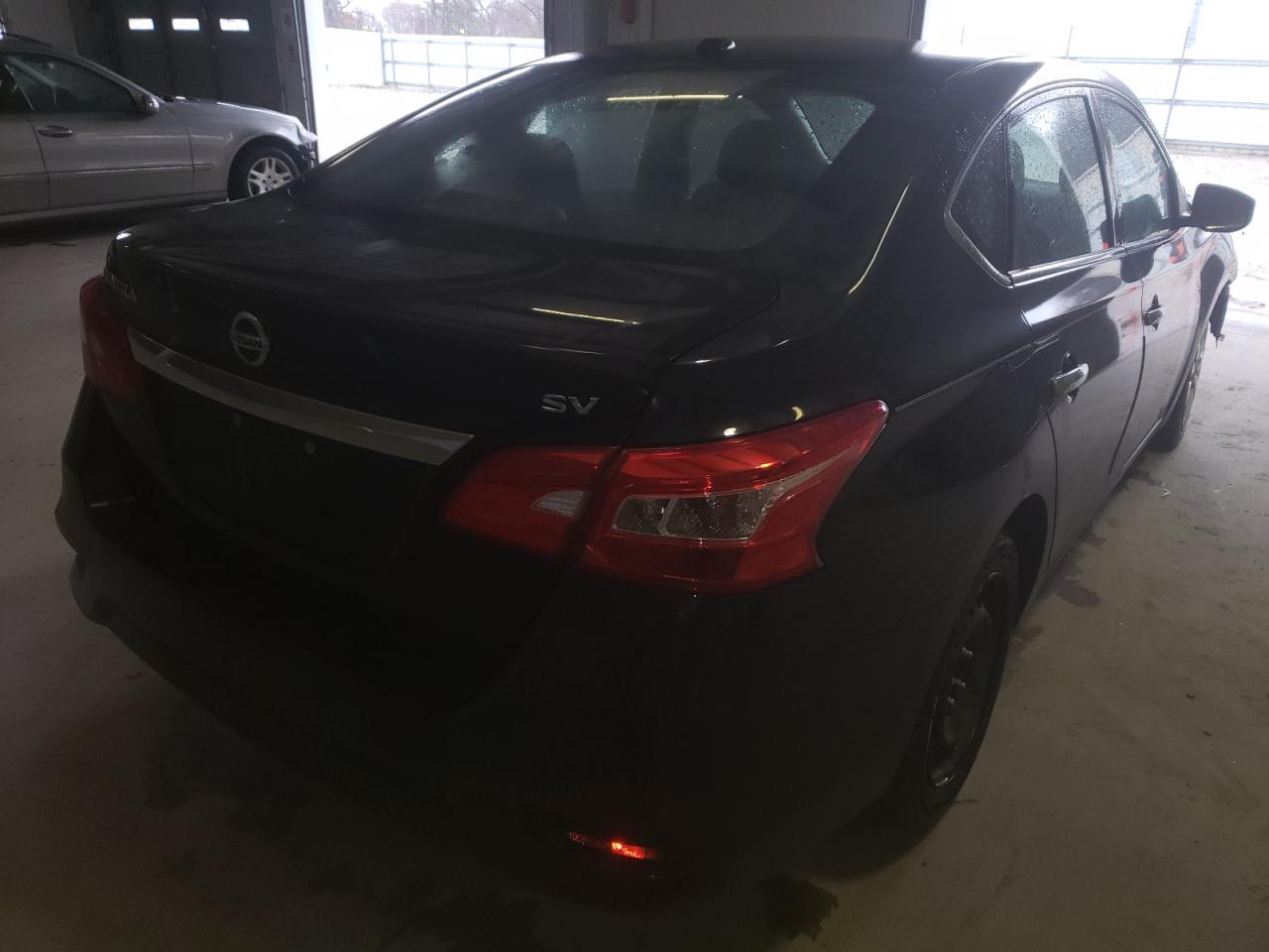 Photo 4 from auction – 2017 NISSAN SENTRA S with VIN 3N1AB7AP3HL650784