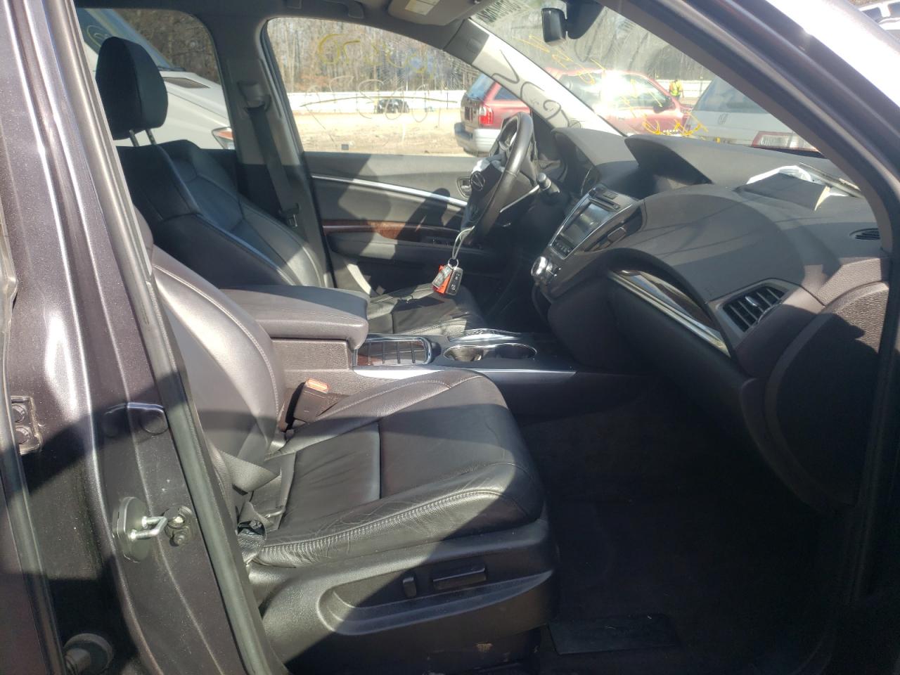 Photo 5 from auction – 2017 ACURA MDX TECHNO with VIN 5FRYD4H5XHB023649