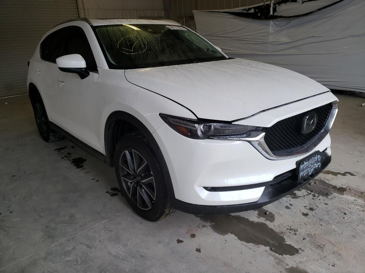 MAZDA CX-5 GRAND 2018 with VIN JM3KFBDMXJ0351944 - Photo from auction