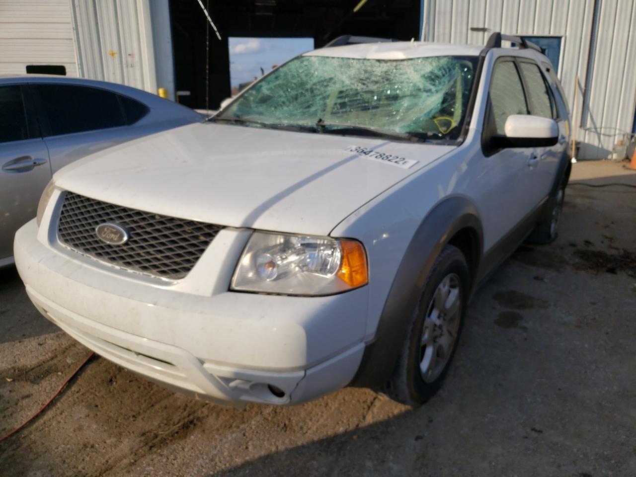 Photo 2 from auction – 2005 FORD FREESTYLE with VIN 1FMZK02145GA15859