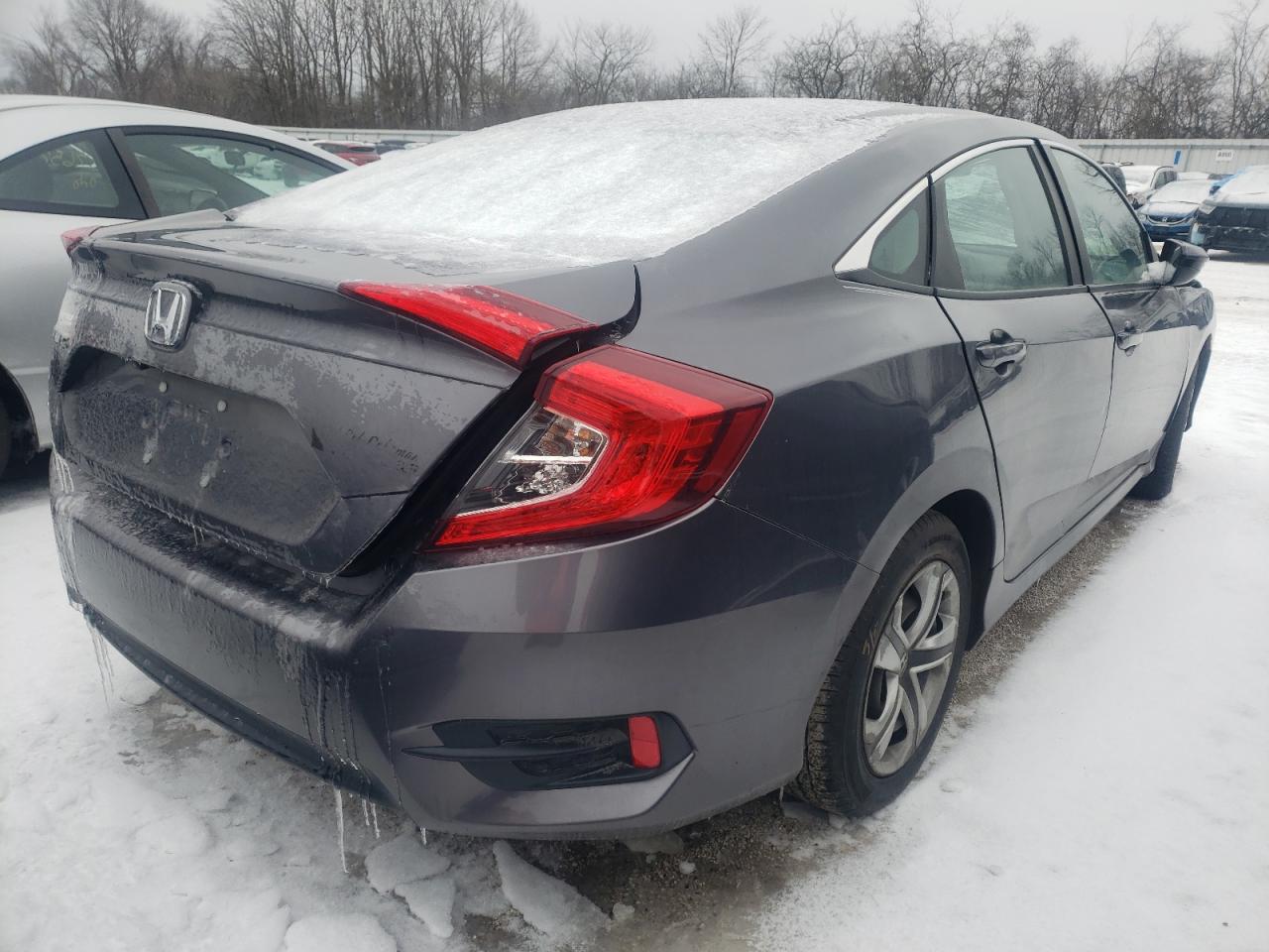 Photo 4 from auction – 2016 HONDA CIVIC LX with VIN 19XFC2F50GE051936
