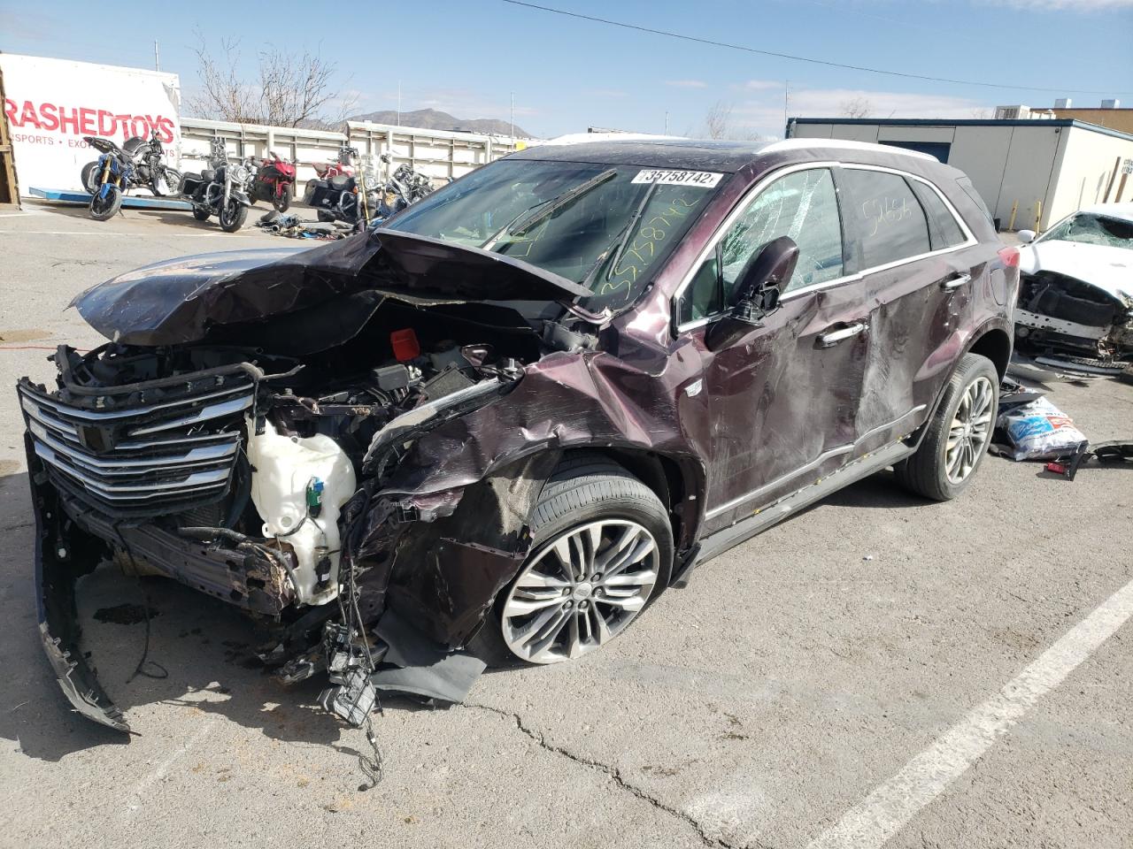 Photo 2 from auction – 2017 CADILLAC XT5 PREMIU with VIN 1GYKNERS5HZ296677