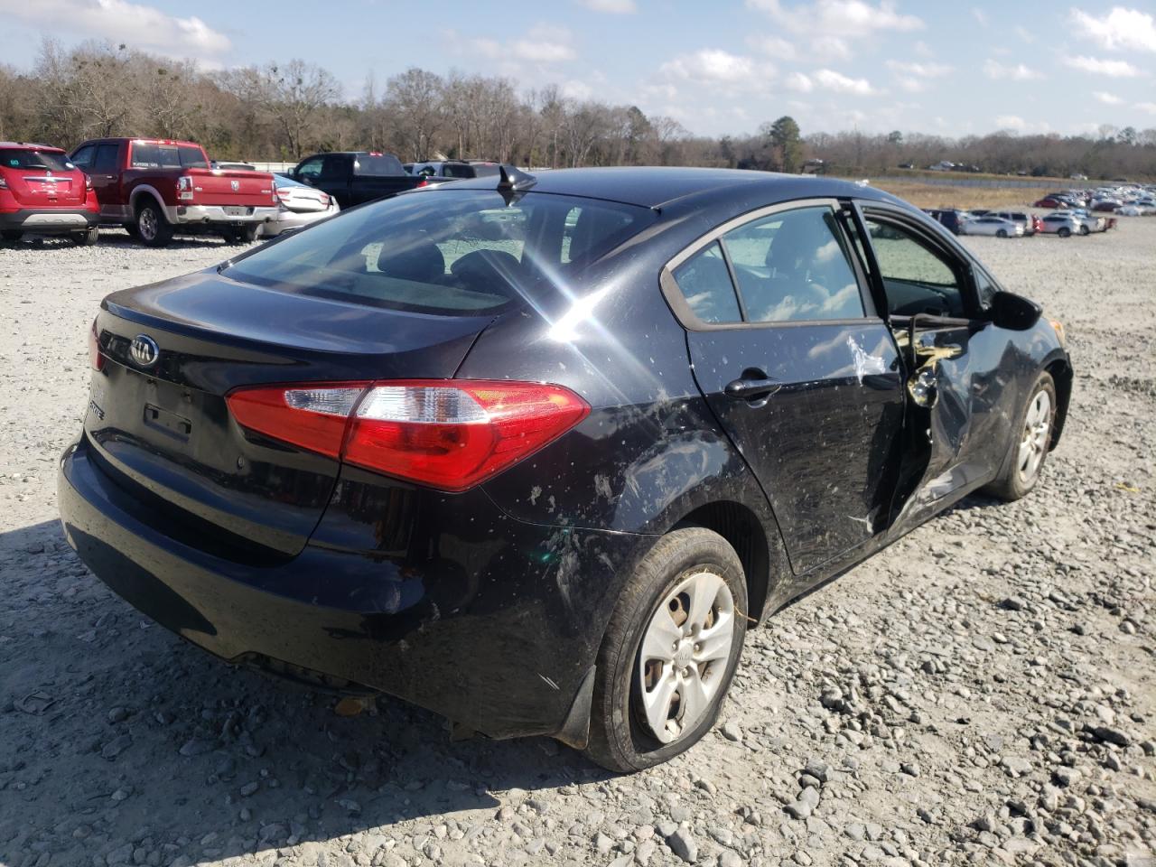 Photo 4 from auction – 2014 KIA FORTE LX with VIN KNAFK4A63E5147385