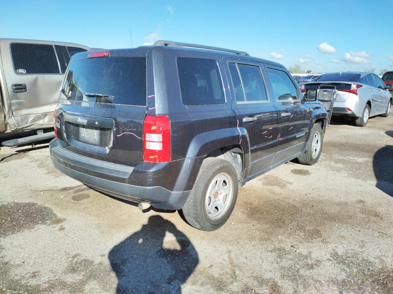 Photo 4 from auction – 2014 JEEP PATRIOT SP with VIN 1C4NJPBB2ED758044