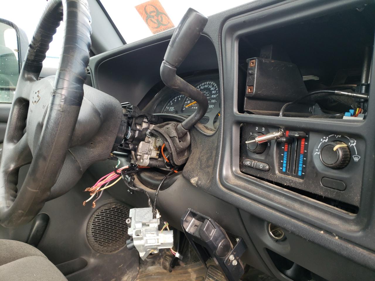 Photo 9 from auction – 2006 CHEVROLET SILVERADO with VIN 1GCHC24U96E162613