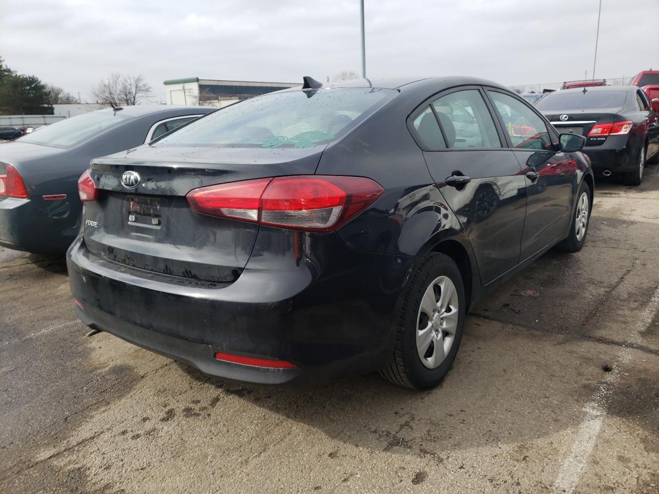 Photo 4 from auction – 2018 KIA FORTE LX with VIN 3KPFK4A79JE231530