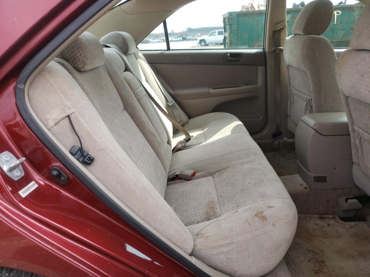Photo 6 from auction – 2004 TOYOTA CAMRY LE with VIN 4T1BE32K54U268577