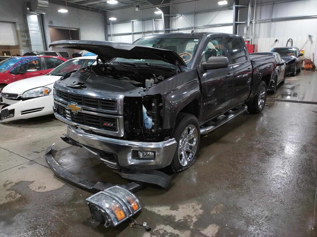 Photo 2 from auction – 2014 CHEVROLET SILVERADO with VIN 3GCUKREC6EG308229