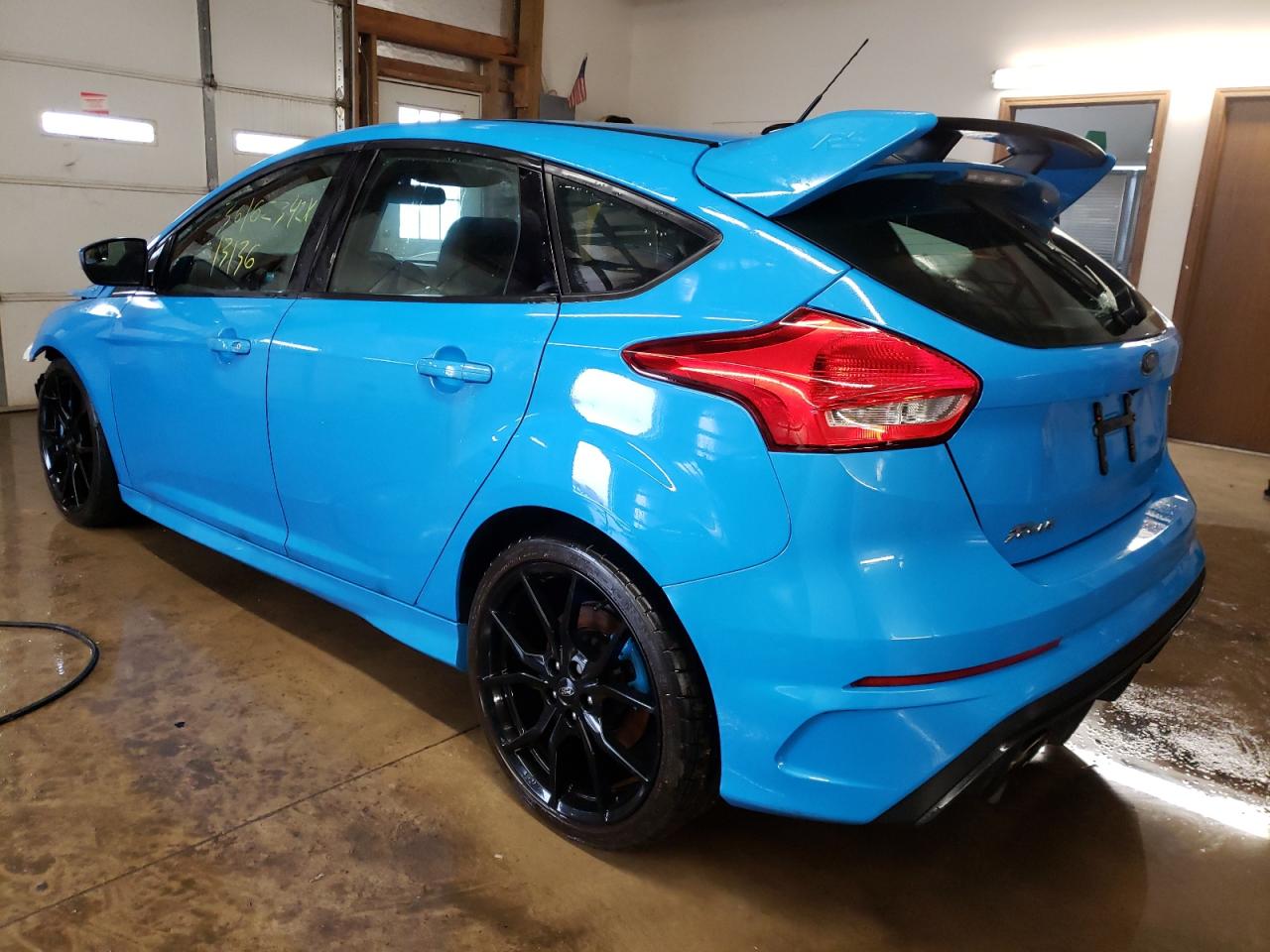 Photo 3 from auction – 2017 FORD FOCUS RS with VIN WF0DP3TH1H4125753