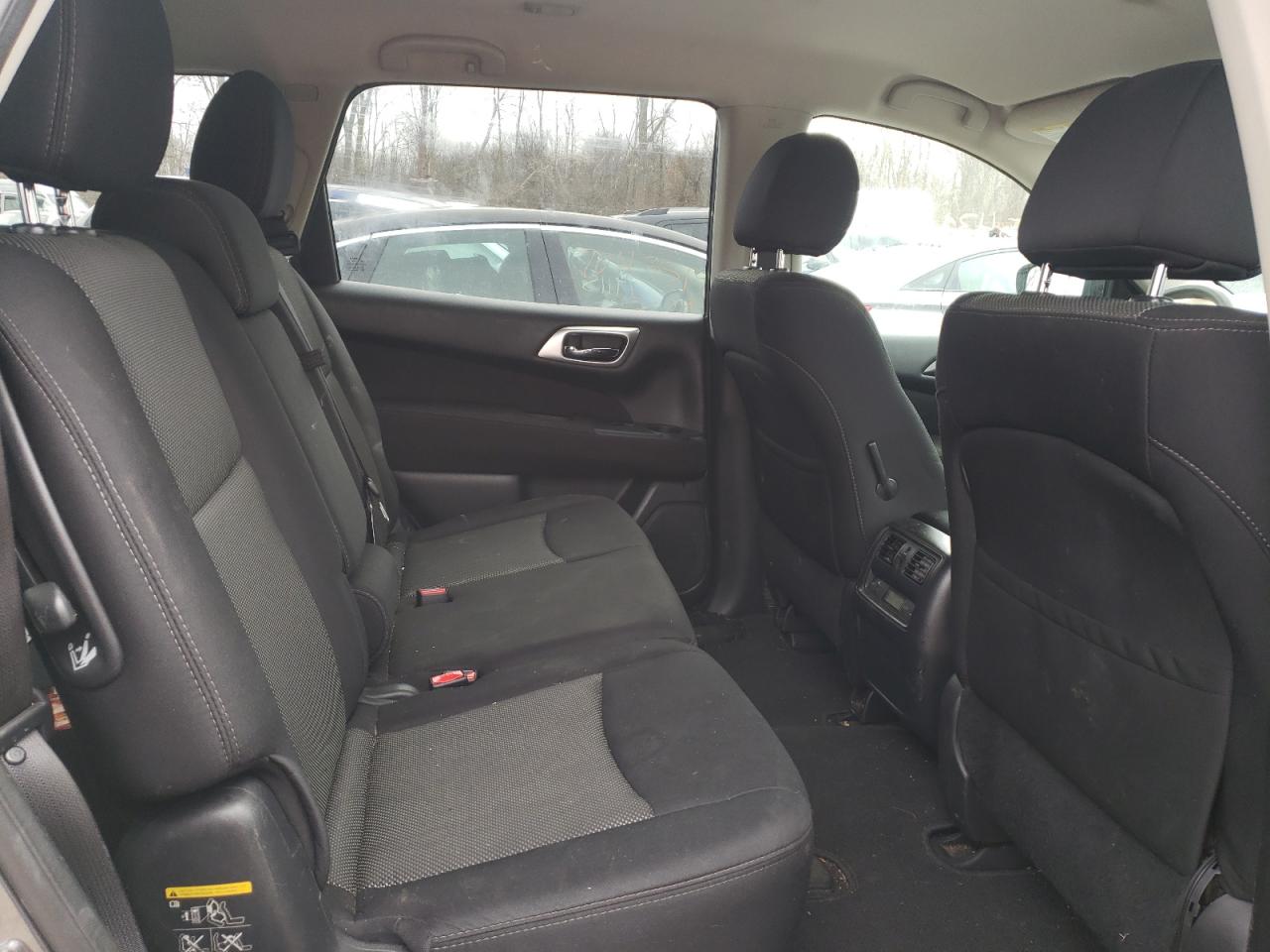 Photo 6 from auction – 2017 NISSAN PATHFINDER with VIN 5N1DR2MM9HC654081