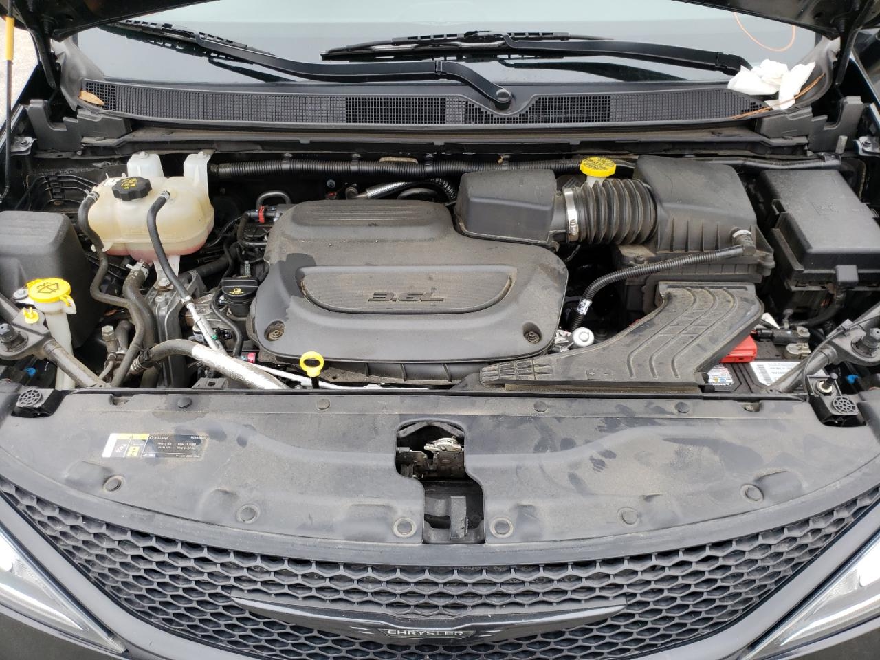 Photo 7 from auction – 2019 CHRYSLER PACIFICA T with VIN 2C4RC1EG0KR609477
