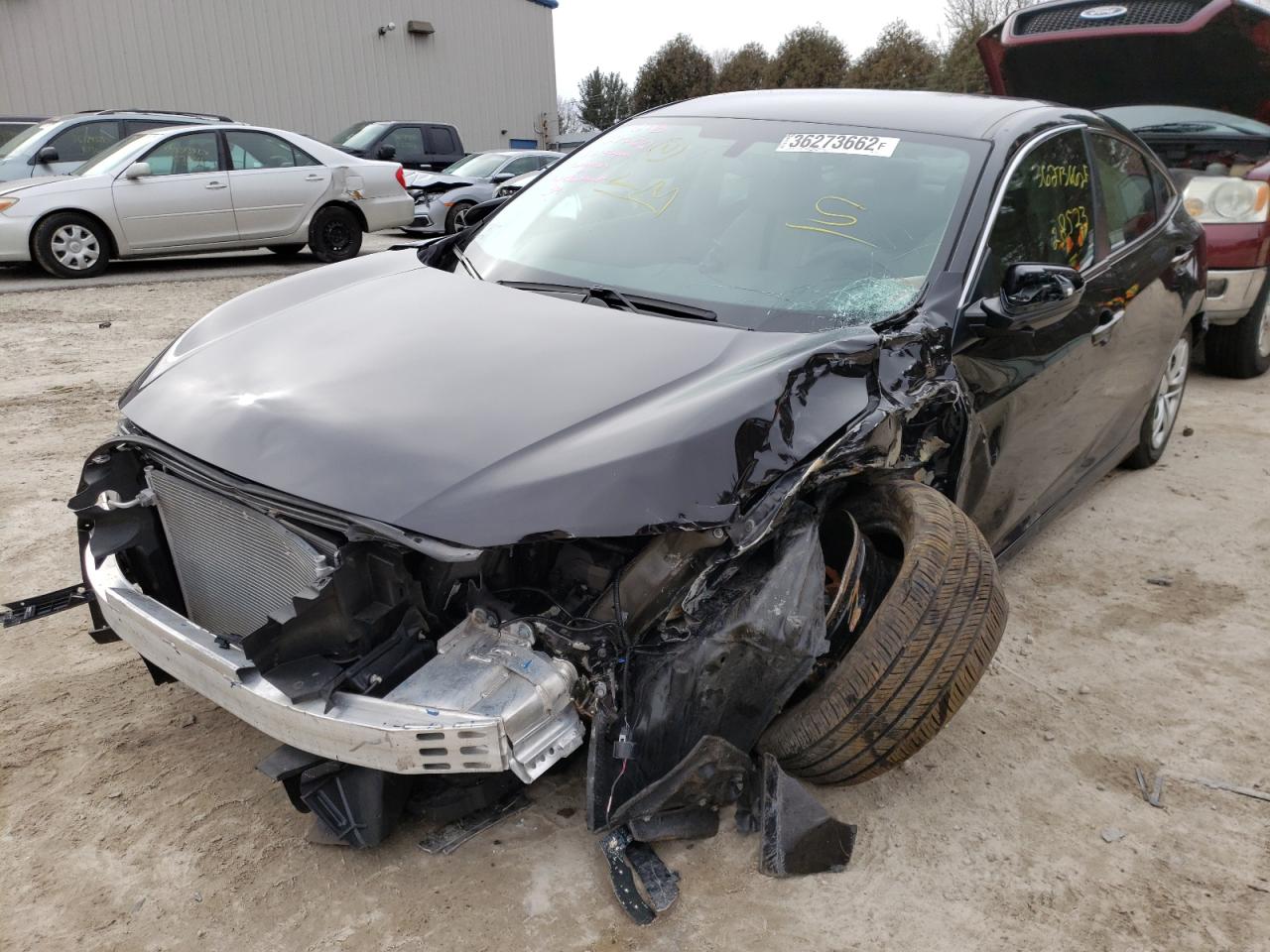 Photo 2 from auction – 2018 HONDA CIVIC LX with VIN 19XFC2F57JE208014