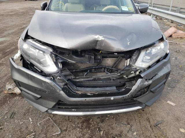Photo 7 from auction – 2017 NISSAN ROGUE S with VIN 5N1AT2MT8HC795994