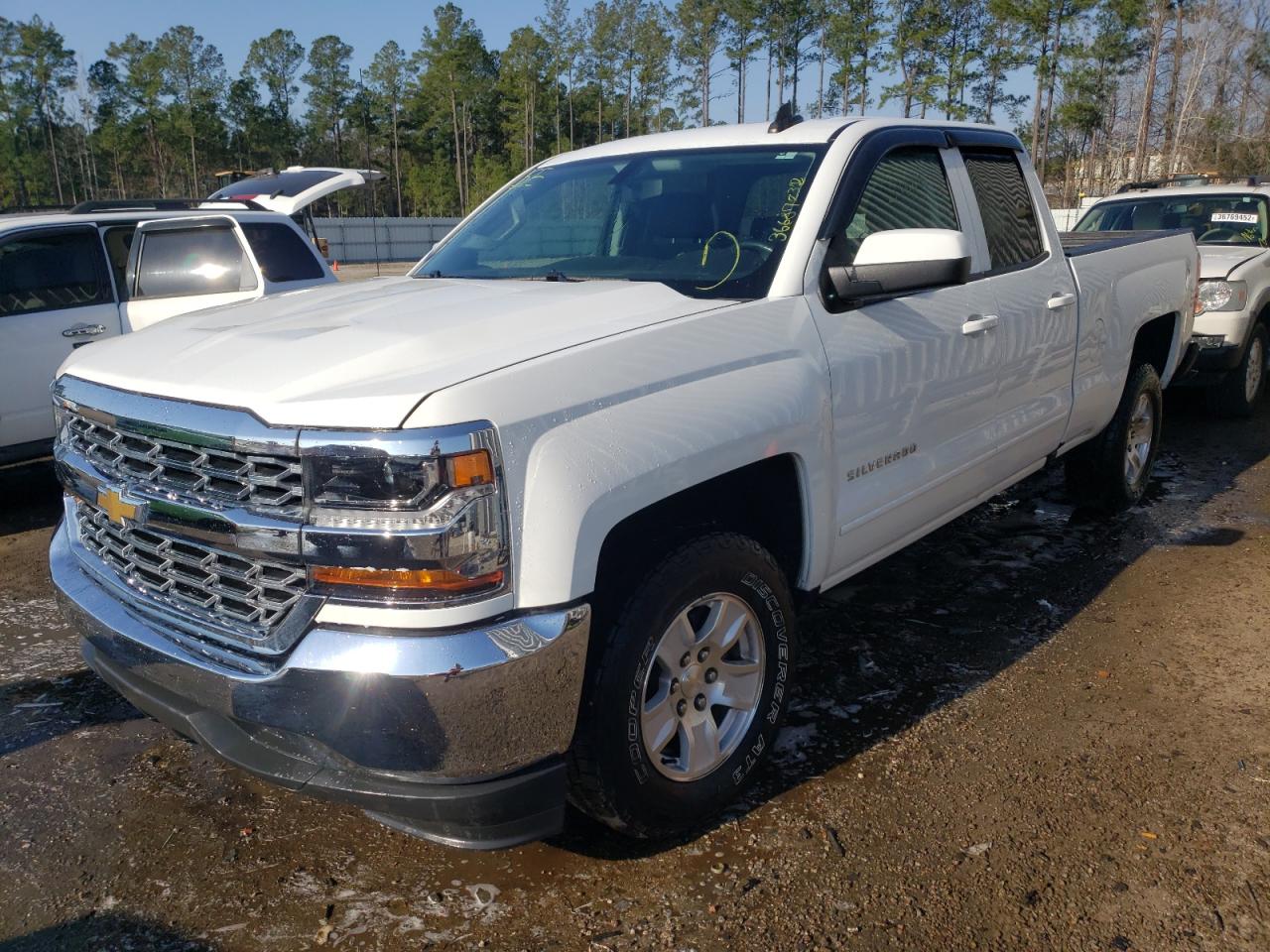Photo 2 from auction – 2019 CHEVROLET SILVERADO with VIN 2GCRCPEC1K1115840