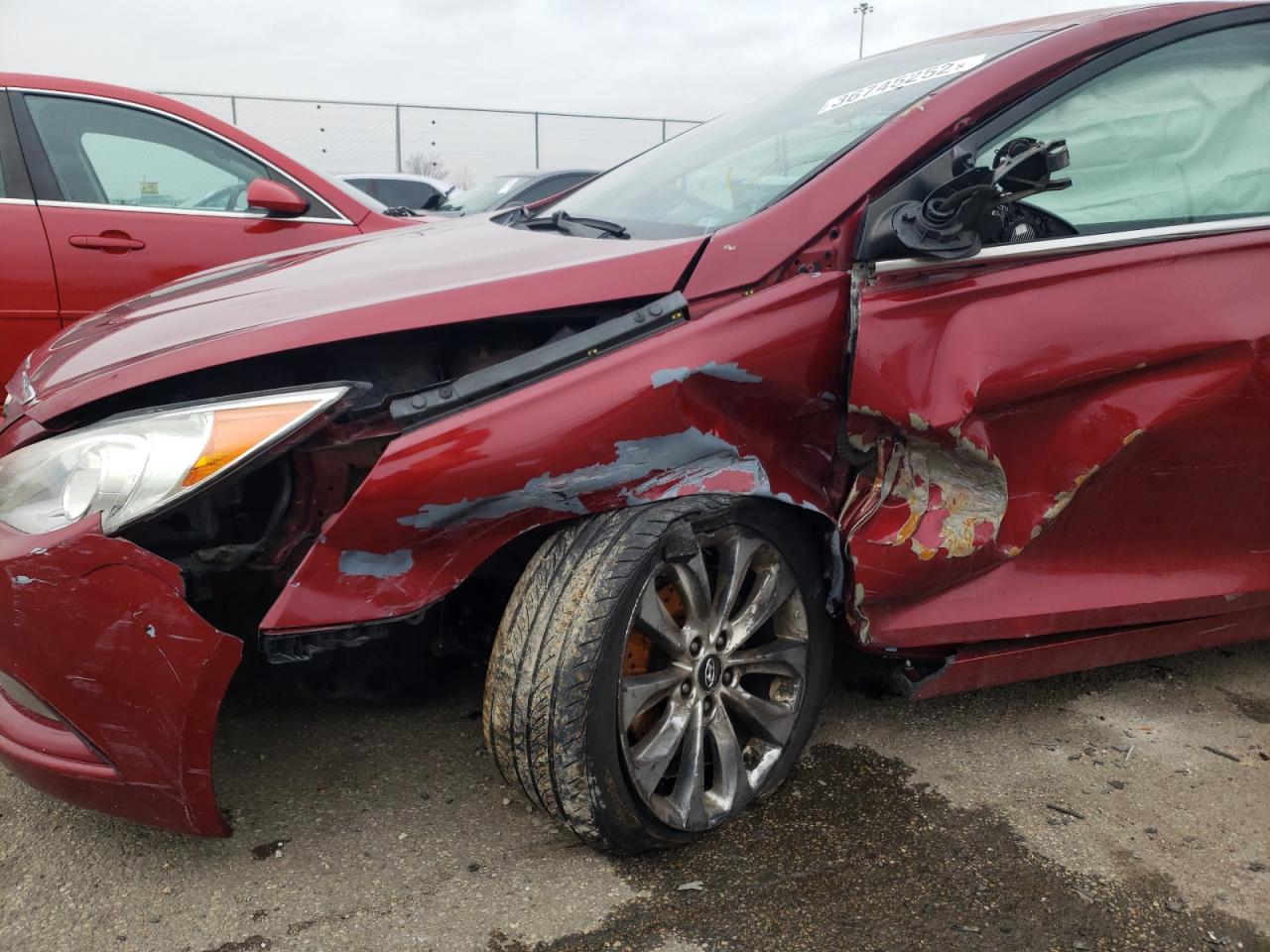 Photo 9 from auction – 2011 HYUNDAI SONATA SE with VIN 5NPEC4AC2BH237155