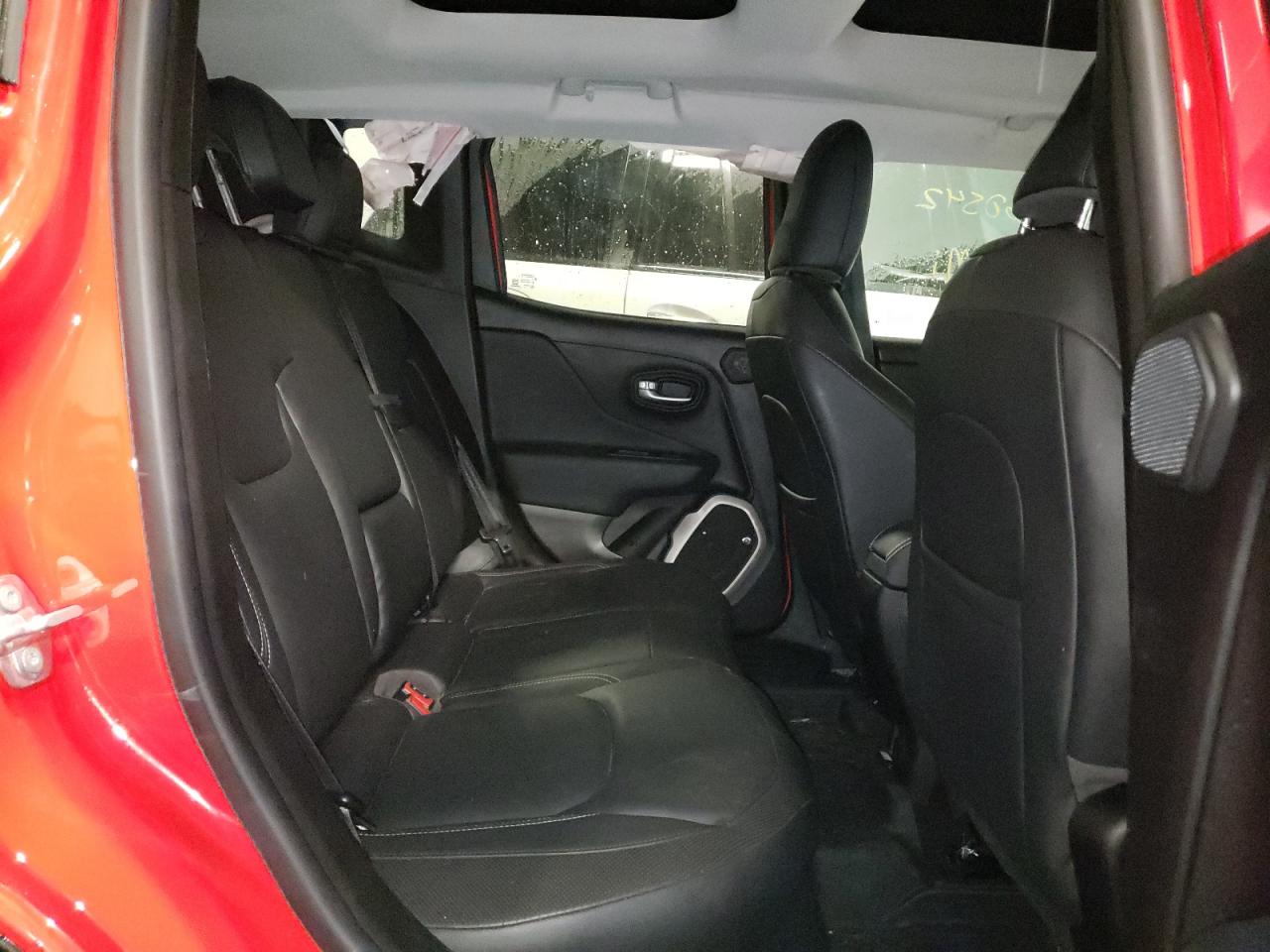 Photo 6 from auction – 2017 JEEP RENEGADE L with VIN ZACCJBDB5HPG14680