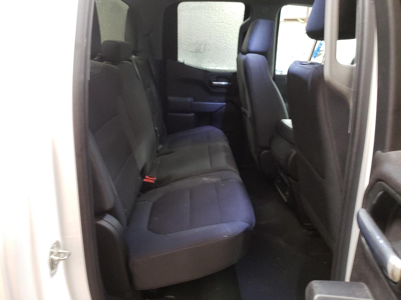 Photo 6 from auction – 2019 CHEVROLET SILVERADO with VIN 1GCRWCED8KZ317378