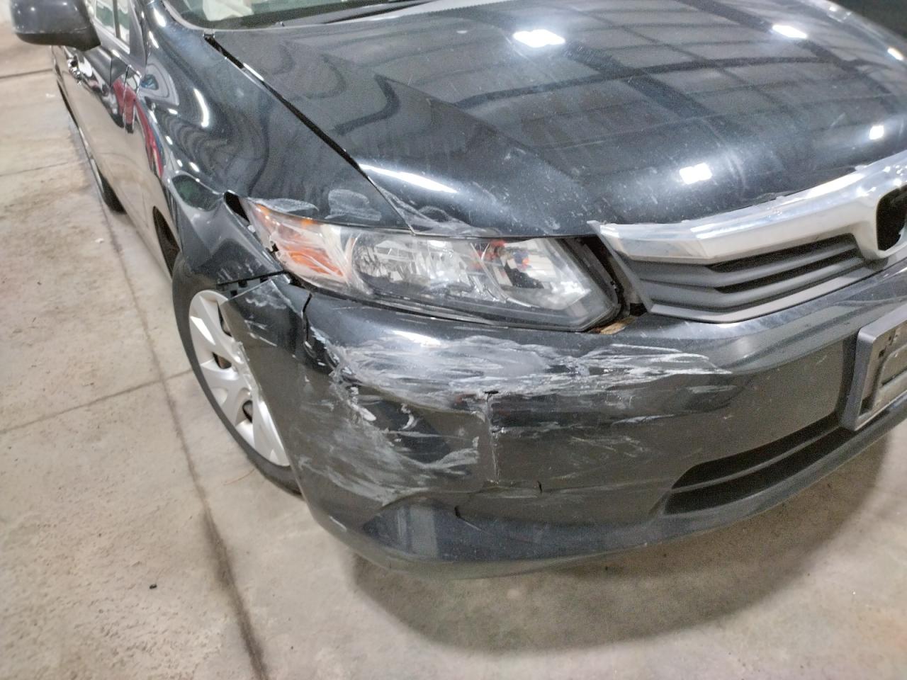 Photo 9 from auction – 2012 HONDA CIVIC LX with VIN 19XFB2F53CE064984