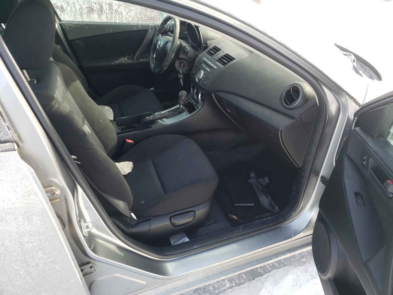Photo 5 from auction – 2010 MAZDA 3 I with VIN JM1BL1SF2A1252870