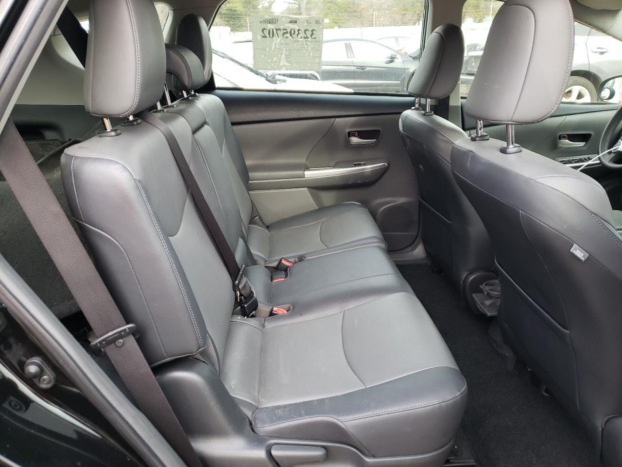 Photo 6 from auction – 2012 TOYOTA PRIUS V with VIN JTDZN3EU9C3104589