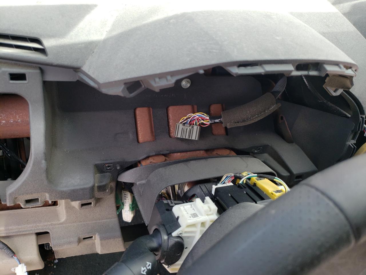 Photo 8 from auction – 2015 HONDA PILOT EXL with VIN 5FNYF3H56FB032450