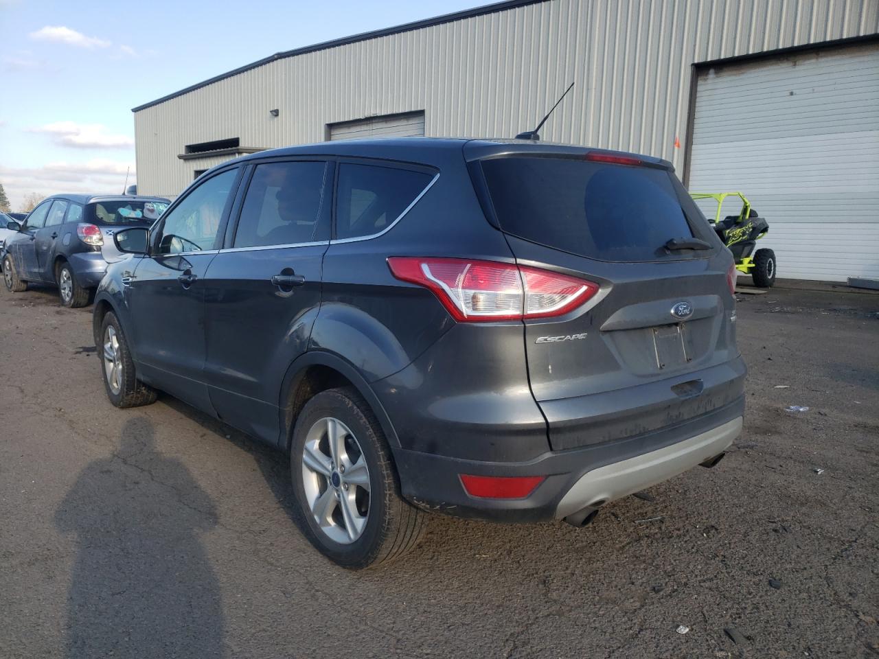 Photo 3 from auction – 2015 FORD ESCAPE SE with VIN 1FMCU9GX7FUB65632