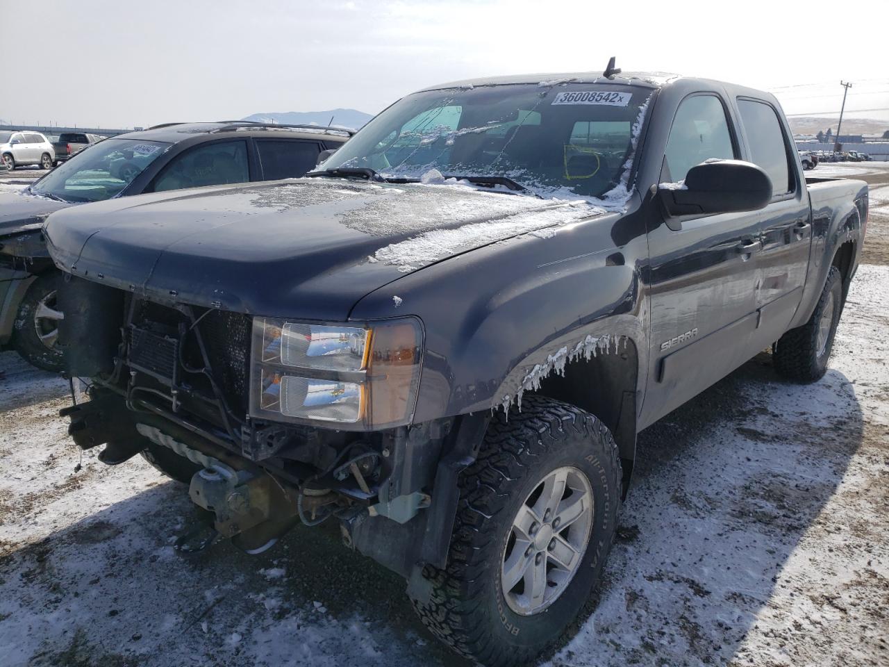 Photo 2 from auction – 2011 GMC SIERRA 150 with VIN 3GTU2VE22BG240300
