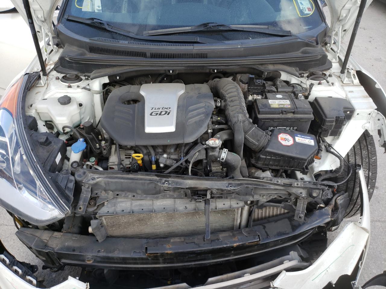 Photo 7 from auction – 2016 HYUNDAI VELOSTER T with VIN KMHTC6AE4GU283664