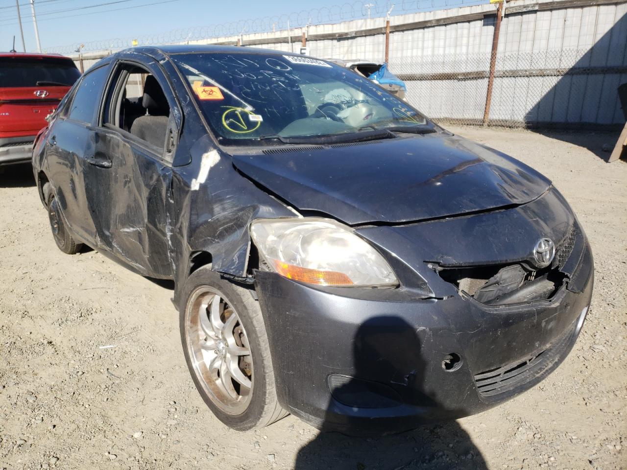 TOYOTA YARIS 2007 with VIN JTDBT923671108705 - Photo from auction