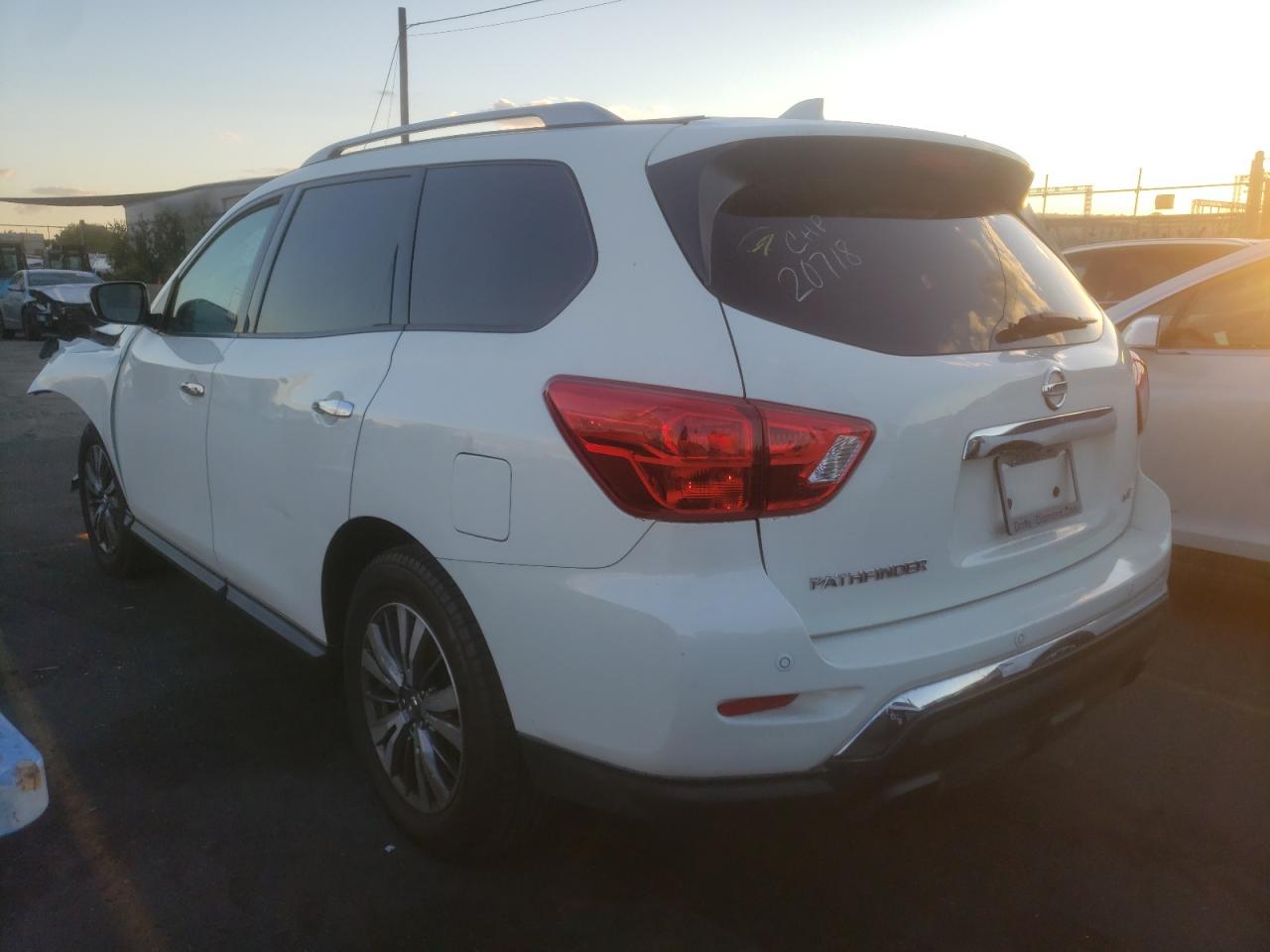 Photo 3 from auction – 2019 NISSAN PATHFINDER with VIN 5N1DR2MN9KC620187