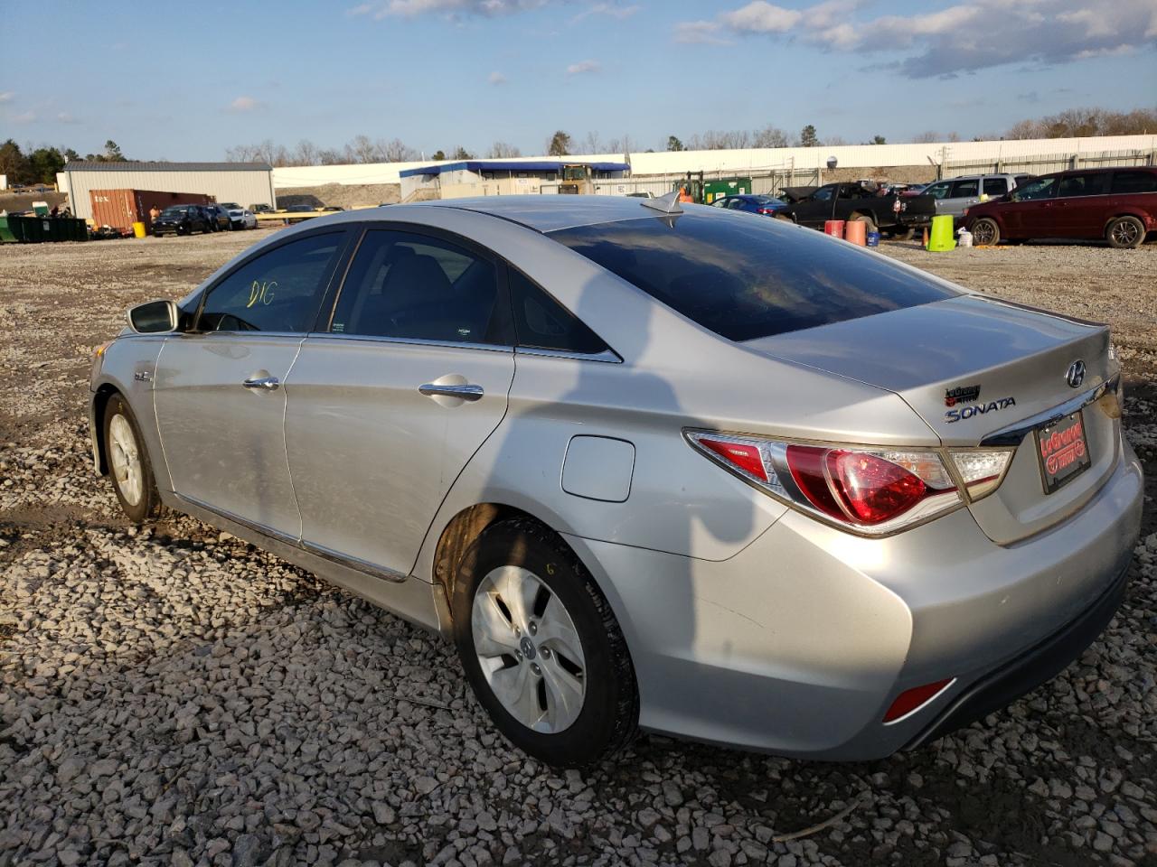 Photo 3 from auction – 2013 HYUNDAI SONATA HYB with VIN KMHEC4A42DA078958