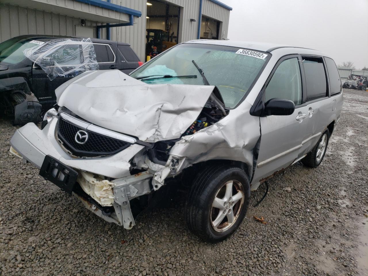 Photo 2 from auction – 2003 MAZDA MPV WAGON with VIN JM3LW28A030359283