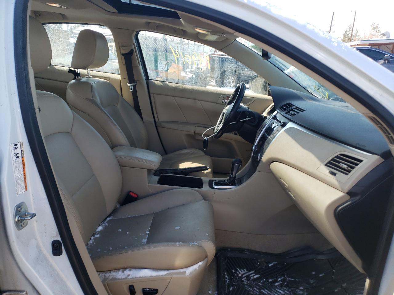 Zdjęcie 5 z aukcji – 2012 SUZUKI KIZASHI SP z VIN JS2RF9A85C6100603