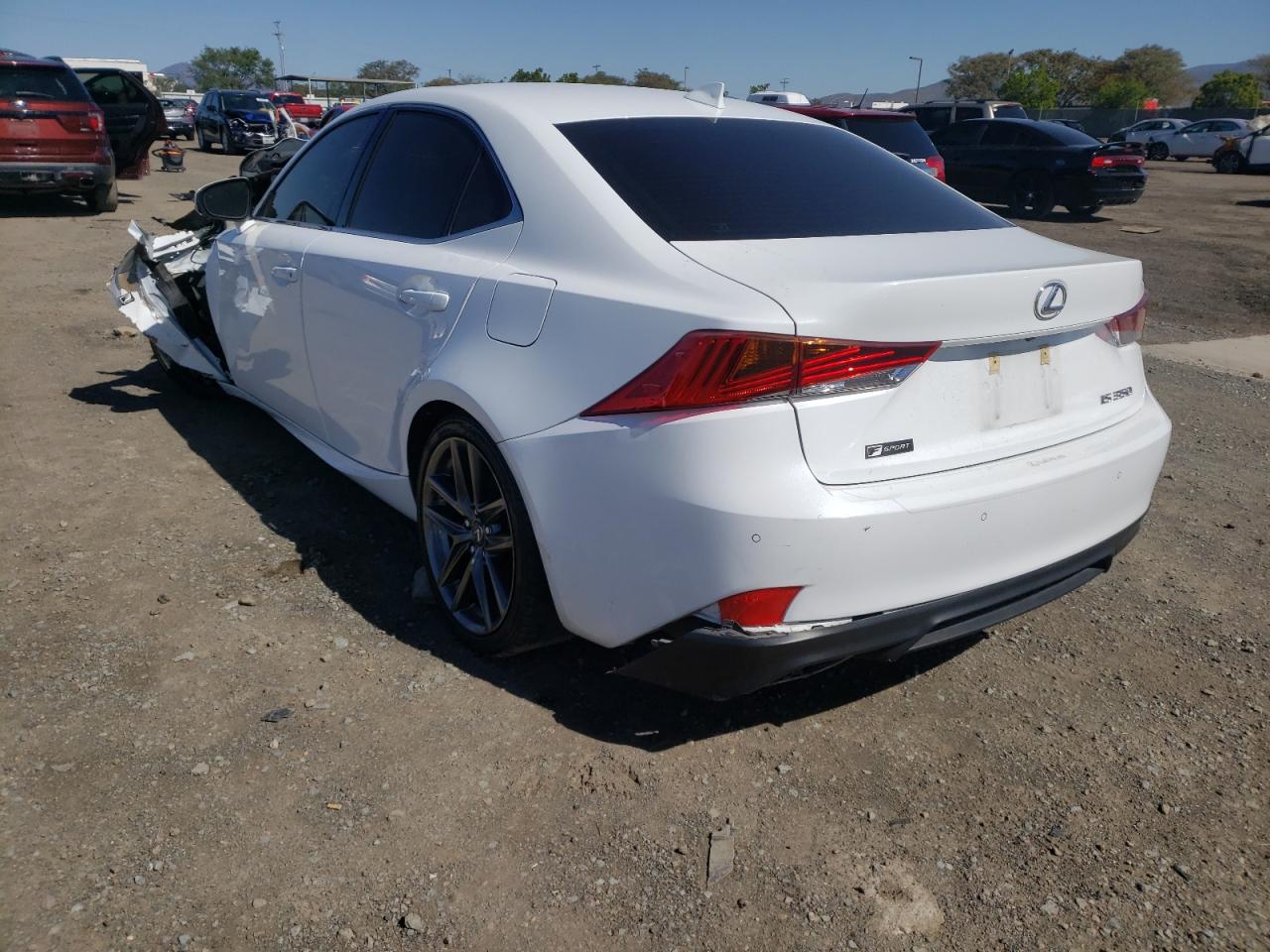 Foto 3 de la subasta – 2018 LEXUS IS 350 con VIN JTHBZ1D27J5033273