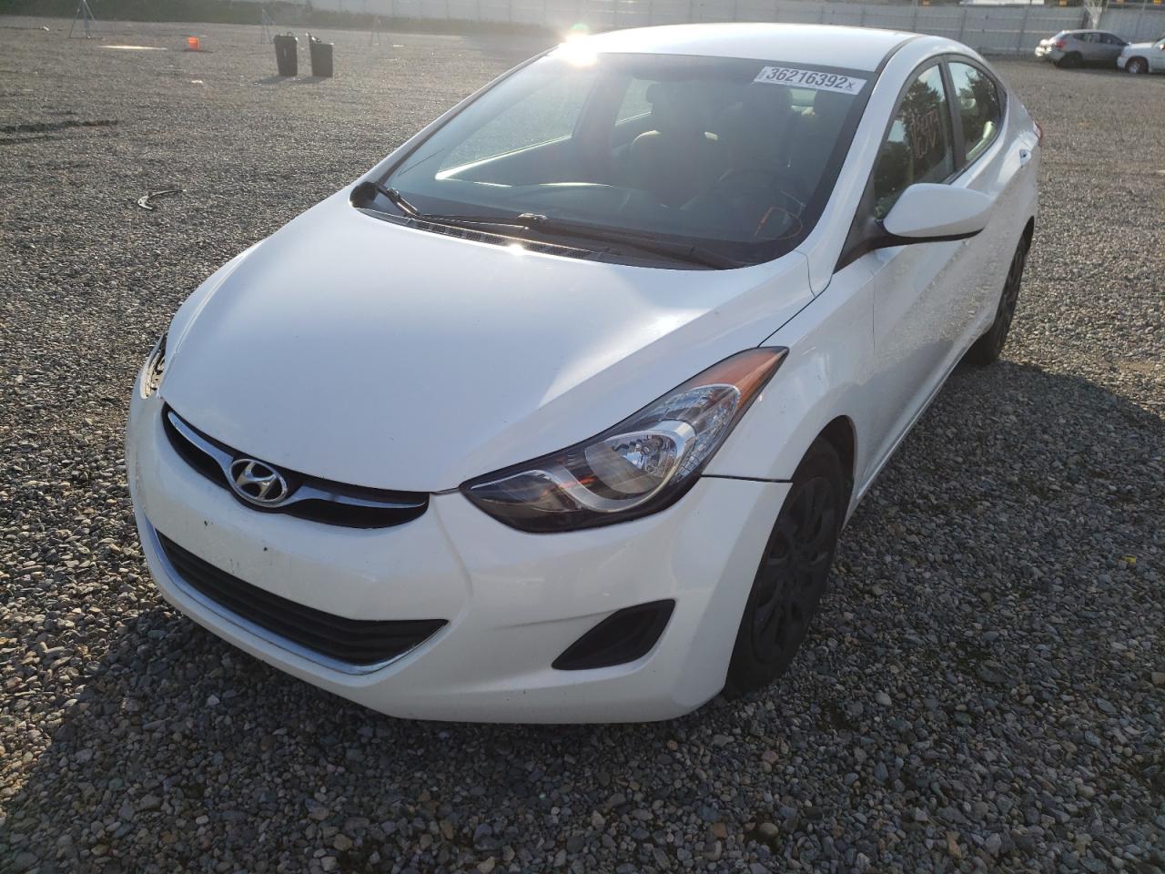 Photo 2 from auction – 2012 HYUNDAI ELANTRA GL with VIN 5NPDH4AE5CH134053